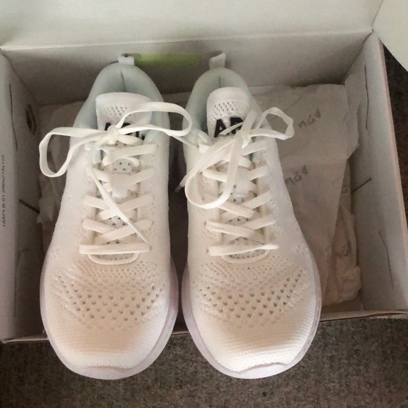 APL techloom pro white sneakers 11 - Picture 7 of 11